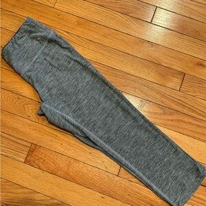 New Balance Gray BDRY Capri Leggings size small